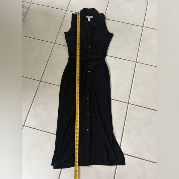 White House Black Market Black Sleeveless Button-Front Dress - Picture 6 of 9